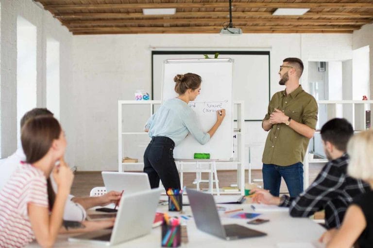 Concediul pentru formare profesională.