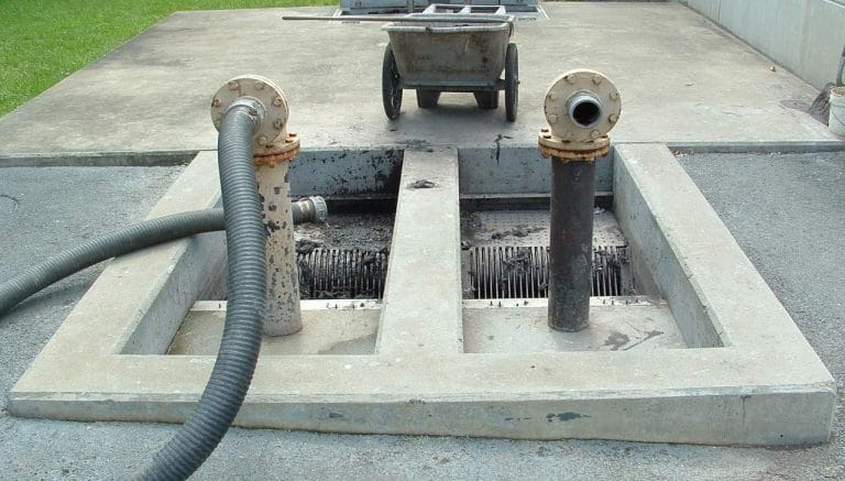 Greșeli frecvente în întreținerea foselor septice – cum le eviți și ce spun specialiștii din Ploiești